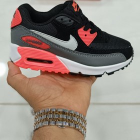 تصویر کتونی بچه گانه نایک ایرمکس ۹۰ صورتی مشکی Nike Air Max 90 