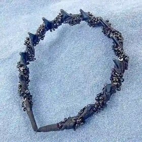 تصویر تل مو پارچه ای پولکی 