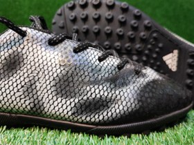 تصویر کتونی کفش استوک ریز چمنی اورجینال آدیداس سایز ۴۰ Football shoes