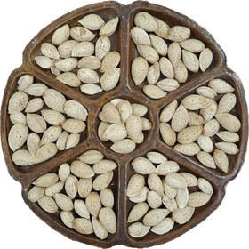 تصویر بادام کاغذی 