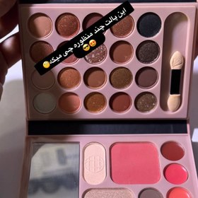 تصویر پالت ارایشی 