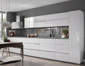 تصویر کابینت های گلاس سفید طوسی بدون دستگیره 