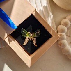 تصویر گل سینه و سنجاق سینه پروانه 