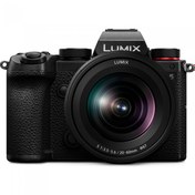تصویر دوربین بدون آینه پاناسونیک مدل Lumix DC-S5 همراه با لنز Lumix 20-60mm 
