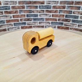 تصویر کامیون تانکر چوبی مدل مینی Mini wooden truck