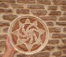 تصویر دیوارکوب حصیری 