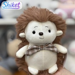 تصویر عروسک جوجه تیغی ارتفاع ۲۵ سانتی متر پاپیون دار و کلاهدار 