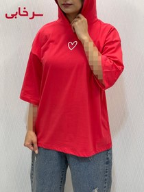 تصویر تیشرت باکسی کلاهدار مینیمال 