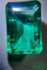 تصویر زمرد پاک زامبیا 