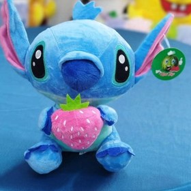 تصویر عروسک استیج توت فرنگی بدست 