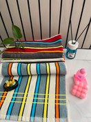 تصویر حوله دست و صورت ماندگار تبریز طرح راه راه کرم طوسی 