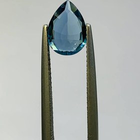 تصویر نگین توپاز لندن اصل سایز 10*7 میلی‌متر 