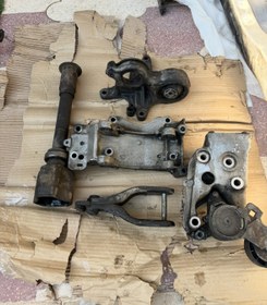 تصویر پایه کمپرسور سیتروئن C5 