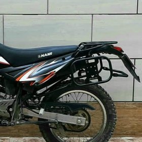 تصویر ترک بند موتور سیکلت طرح روان 