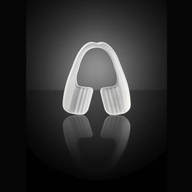 تصویر محافظ دندان قروچه 