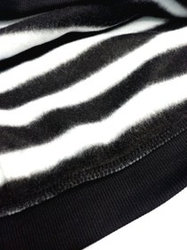 تصویر هودی دورس مردانه و زنانه مدل زبرا داخل کرکی 