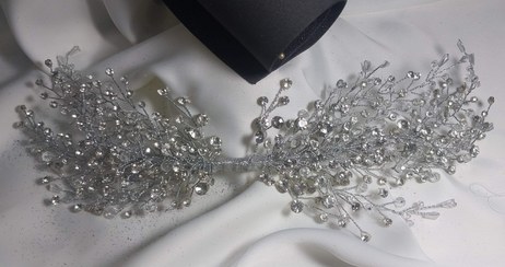 تصویر ریسه عربی پرکار مدل پروانه جنس کریستال و نگین اتریشی 