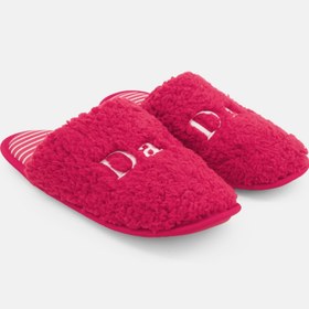 تصویر دمپایی خانگی مردانه با بافت، رنگ قرمز برند family pjs Men Textured Slip On Homewear Slipper, Red