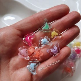 تصویر پروانه شفاف رنگی 