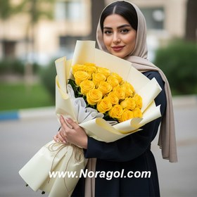 تصویر دسته گل رز زرد 