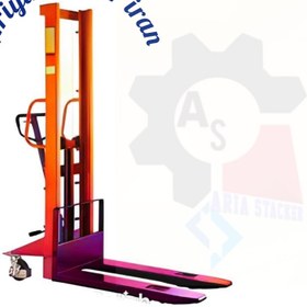 تصویر استاکر دستی ظرفیت ۲تن ارتفاع ۱/۷۰ ورق خم (لوازم ایرانی و آلمانی) Manual stacker with a capacity of 2 tons, a height of 1/70, with a bent sheet body