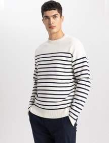 تصویر سویشرت راه‌راه با یقه گرد و فیت راحت برند Defacto Relax Fit Striped Crew Neck Sweater