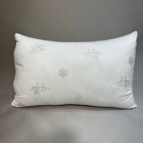 تصویر بالش هتلی 