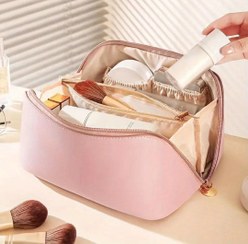 تصویر کیف لوازم آرایشی جادار Spacious cosmetic bag