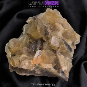 تصویر سنگ رمبوئدر شفق 