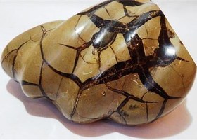 تصویر سنگ طبیعی سپتارین septarian 