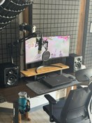 تصویر استند مانیتور چوبی DIY 