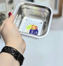 تصویر سبد کوچک استیل نقره‌ای 