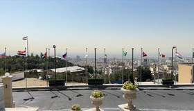 تصویر فوتیج نمایی از تهران درب ورودی هتل اسپیناس 