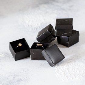 تصویر جعبه جواهرات 24 عددی بسته بندی مدل انگشتری سنگی مشکی 