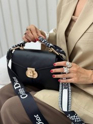 تصویر کیف زنانه چرم دیور مدل صندوقی 