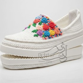 تصویر گیوه زنانه طرحدار 