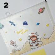 تصویر کاور زیپ دار A4 طرح فضانورد و حیوانات 