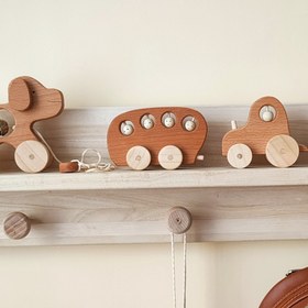 تصویر اسباب بازی چوبی 