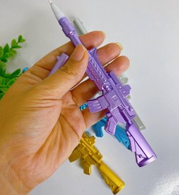 تصویر خودکار تفنگی نقره ای 