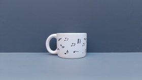 تصویر ماگ طرح نت موسیقی محصول دارای جعبه میباشد(رنگ سفید)