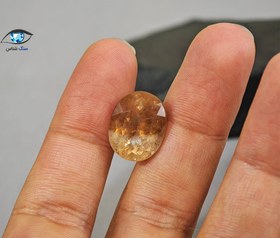 تصویر توپاز قهوه‌ای-طلایی پاکستان 18.1 قیراط 