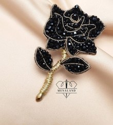 تصویر گلسینه جواهردوزی رز مشکی طلایی 