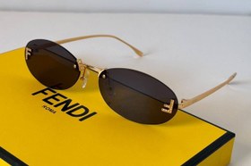 تصویر عینک آفتابی برند فندی Fendi - مشکی eynak fendi