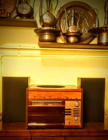 تصویر گرامافون قدیمی برقی 