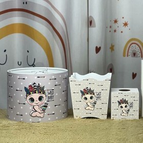 تصویر لوستر کودک چاپی و سطل زباله و جادستمال اکسسوری هیواد گالری هیواد گالری کیفیت بالا در تنوع رنگ و طرح لطفا برگه بزنید 