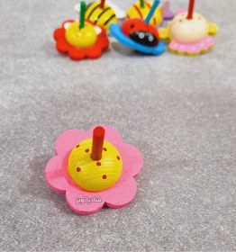 تصویر فرفره چوبی گل 