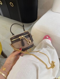 تصویر مینی بگ کوچ کد ۳۷۱۰ چرم با بند زنجیری 
