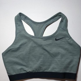 تصویر نیم تنه ورزشی زنانه Nike اورجینال 