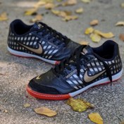 تصویر کفش فوتبال نایکی مدل مجیستا رنگ مشکی و قرمز 