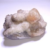 تصویر راف کلسیت رمبوئدر یا رمبوهدرال طبیعی 